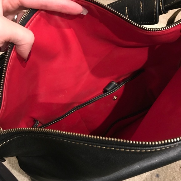 Dooney & Bourke purse 🖤 - Picture 6 of 8